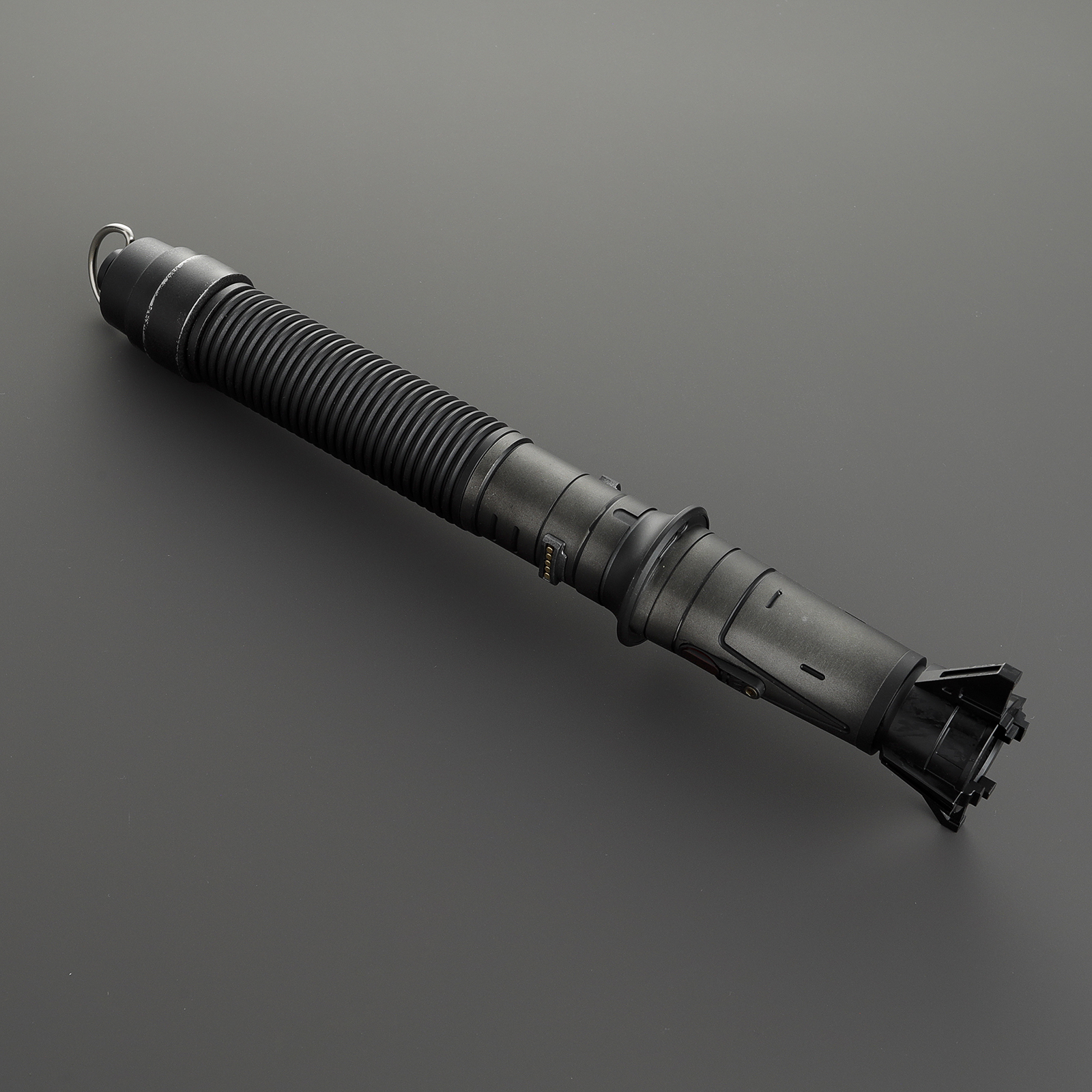 Baylan Skoll Weathered Duelling Lightsaber RGBX