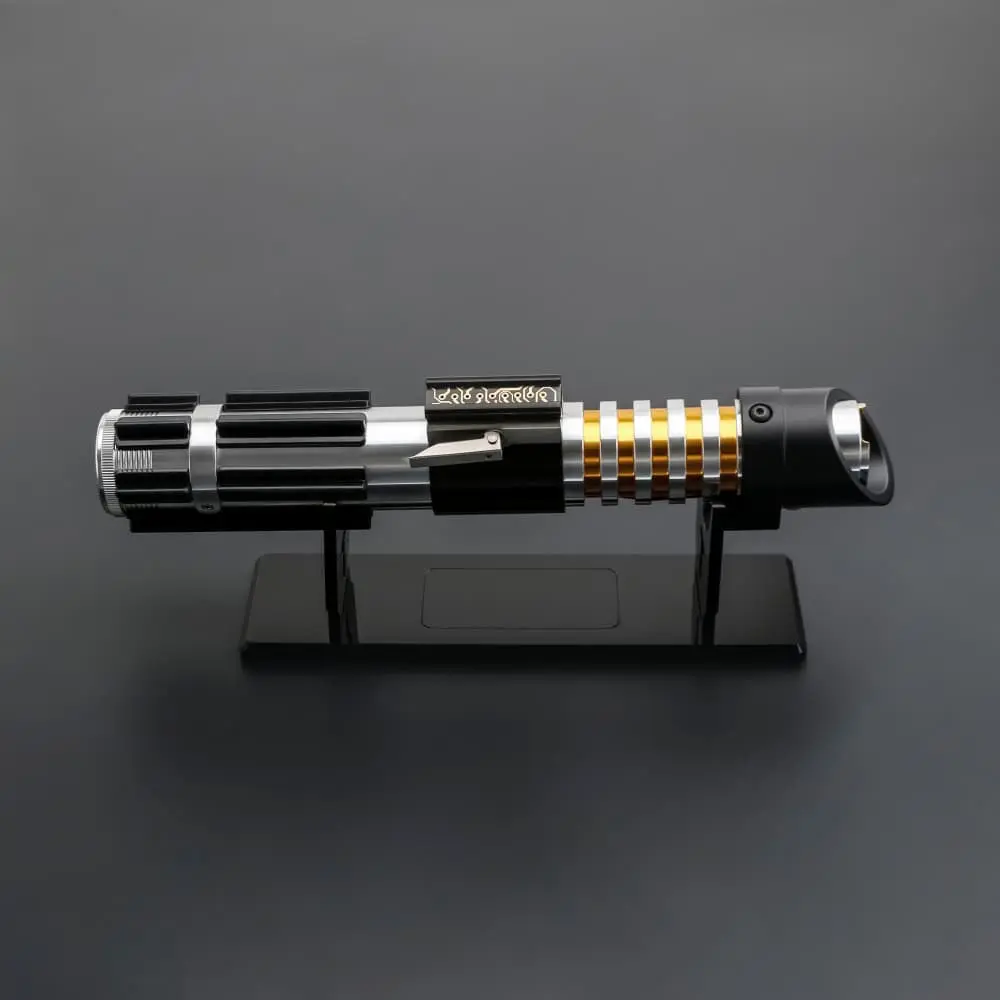 The Elzar Mann Lightsaber – S-RGB, view 1